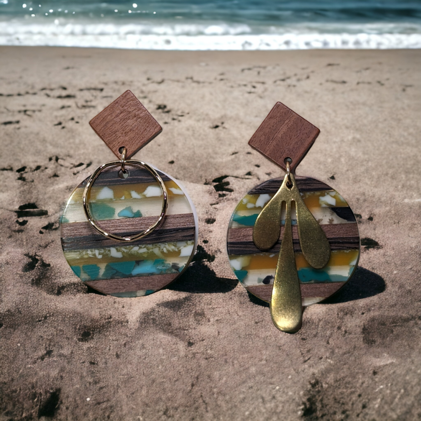 Boucles d'oreilles asymétriques