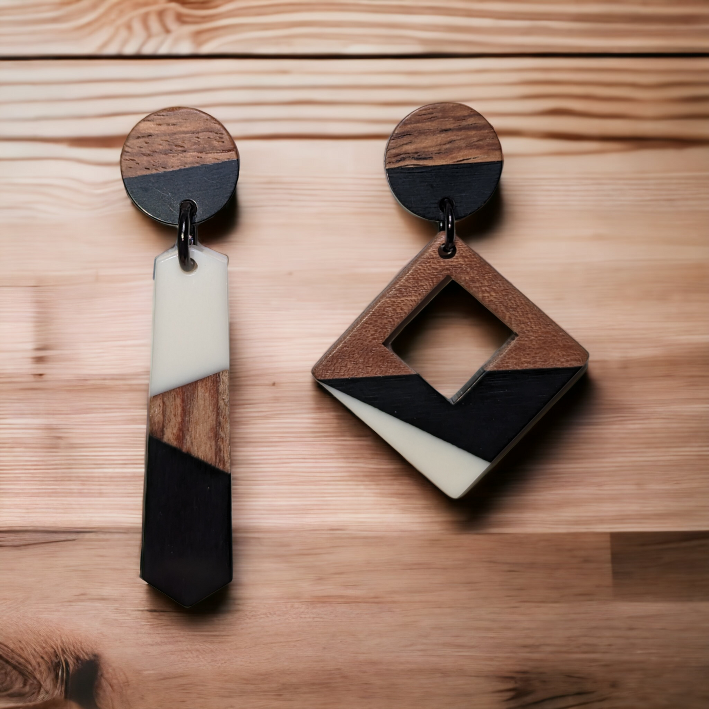 Boucles d'oreilles asymétriques