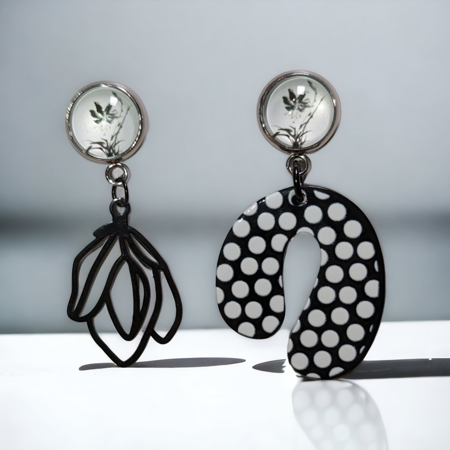 Boucles d'oreilles asymétriques