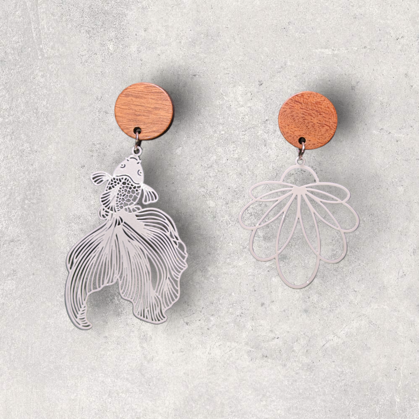 Boucles d'oreilles asymétriques