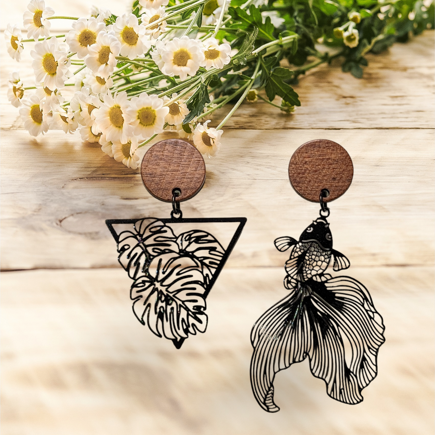 Boucles d'oreilles asymétriques