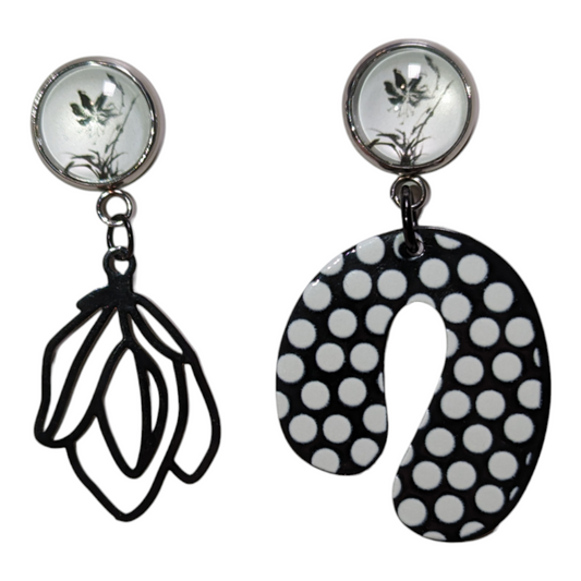 Boucles d'oreilles asymétriques