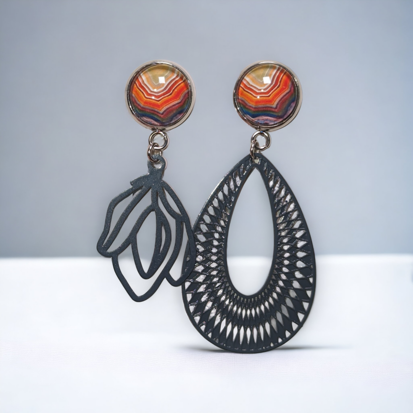 Boucles d'oreilles asymétriques