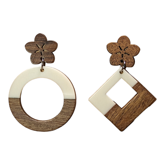 Boucles d'oreilles asymétriques