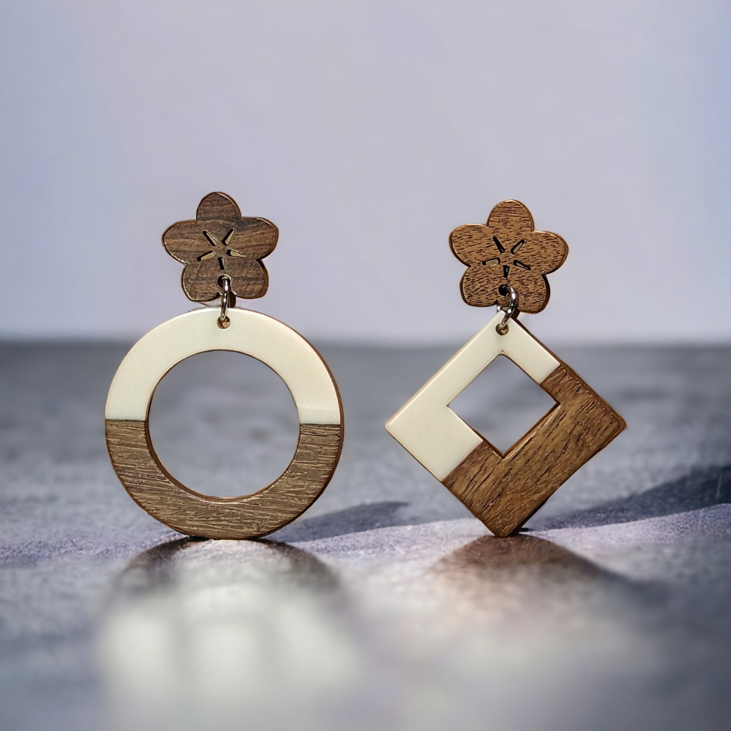 Boucles d'oreilles asymétriques