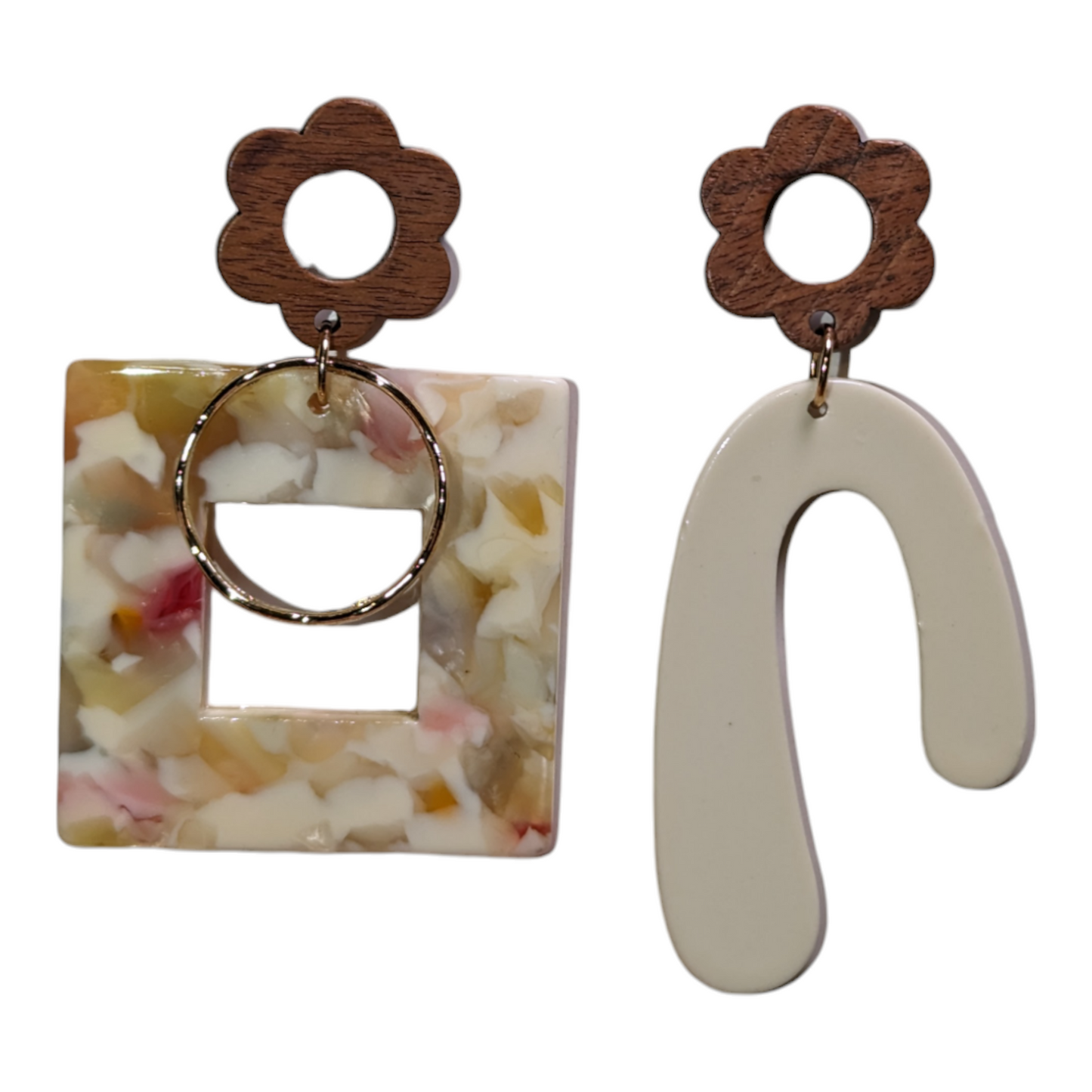 Boucles d'oreilles asymétriques