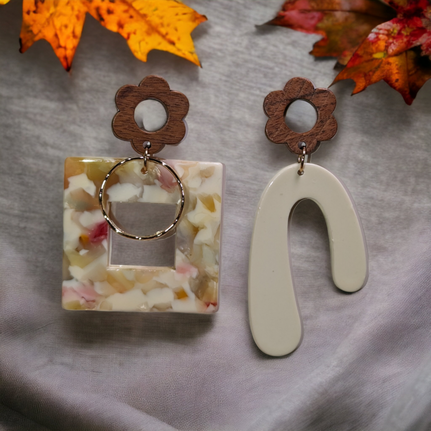 Boucles d'oreilles asymétriques