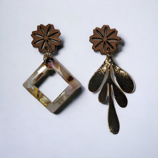 Boucles d'oreilles asymétriques